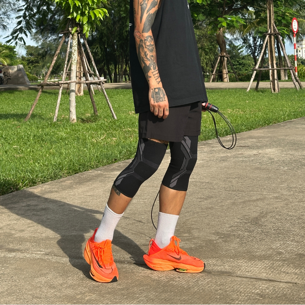 NEOTEC V2 - MAINTIENS DE GENOUX